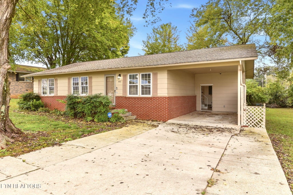 Photo of 401 Delozier Lane, Rockwood, TN 37854 (MLS # 1358675)