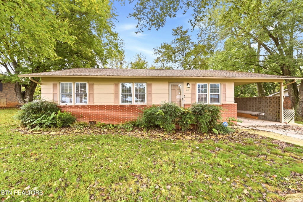 Photo of 401 Delozier Lane, Rockwood, TN 37854 (MLS # 1358675)