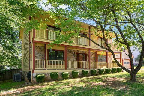 Photo of 11429 Hickory Springs Drive, Knoxville, TN 37932 (MLS # 1337986)