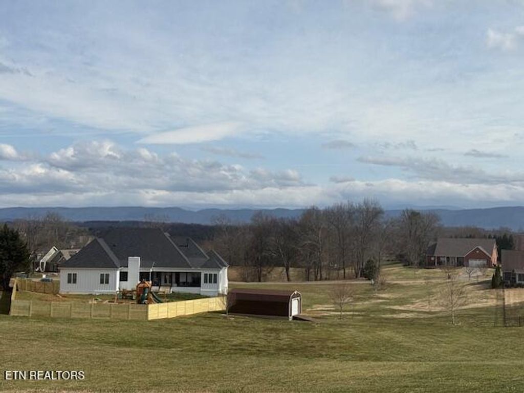 Photo of 1166 Houston Springs Rd, Greenback, TN 37742 (MLS # 1292520)