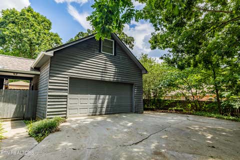 Tiny photo for 3216 Roanoke Circle, Knoxville, TN 37920 (MLS # 1348547)