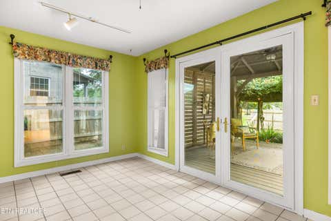 Tiny photo for 3216 Roanoke Circle, Knoxville, TN 37920 (MLS # 1348547)