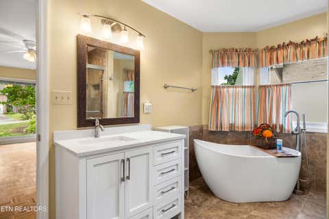 Tiny photo for 3216 Roanoke Circle, Knoxville, TN 37920 (MLS # 1348547)