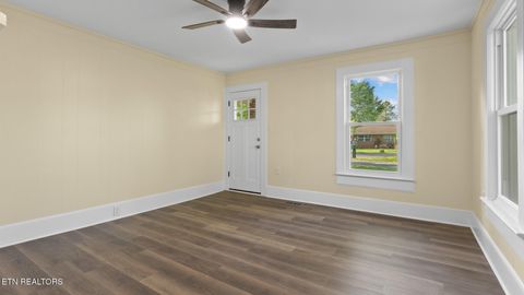 Tiny photo for 1430 Russell St, Morristown, TN 37813 (MLS # 1337357)