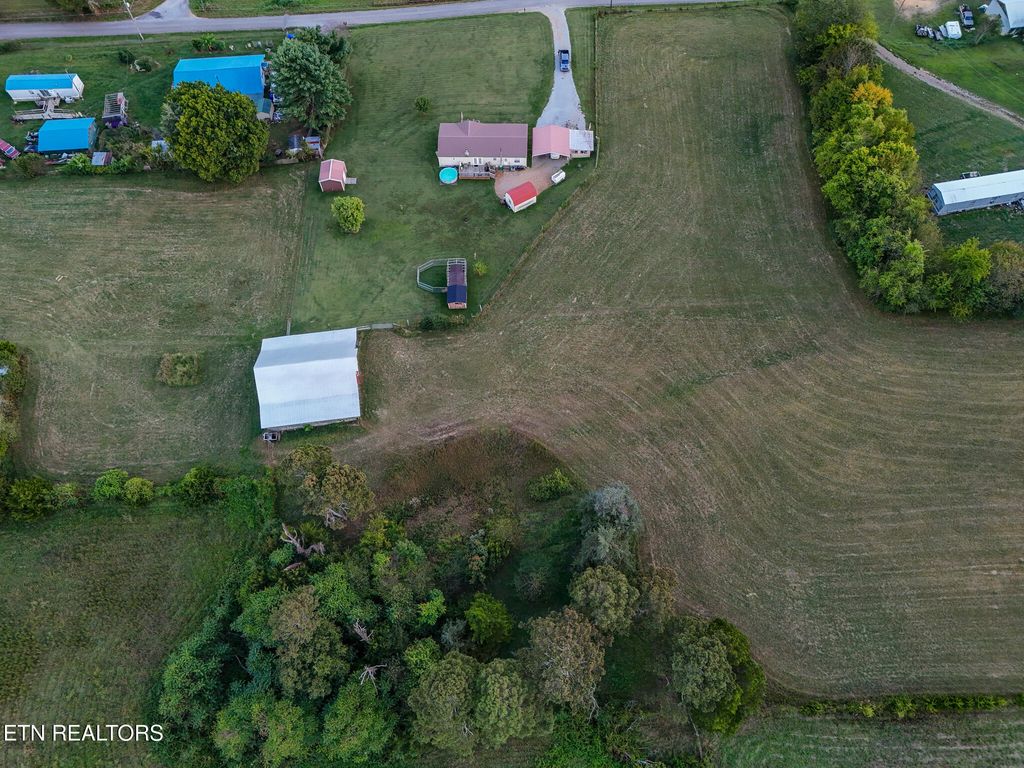 Photo of 310 Moat Sewell Rd, Philadelphia, TN 37846 (MLS # 1317422)