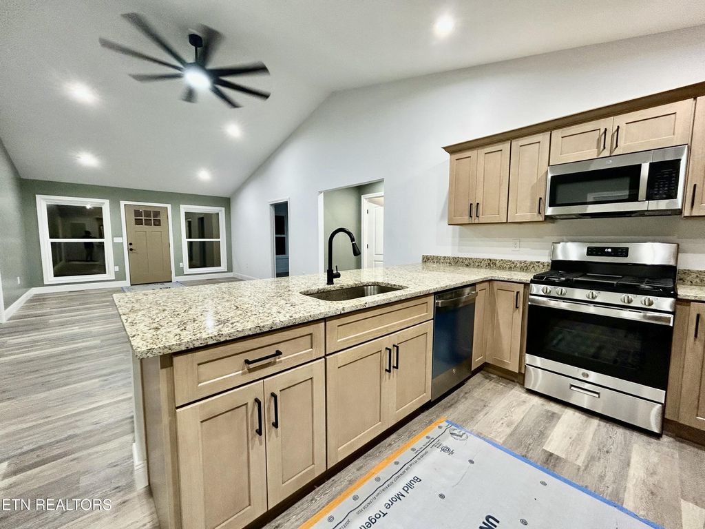 Photo of 6307 Osage Rd, Crossville, TN 38572 (MLS # 1313457)