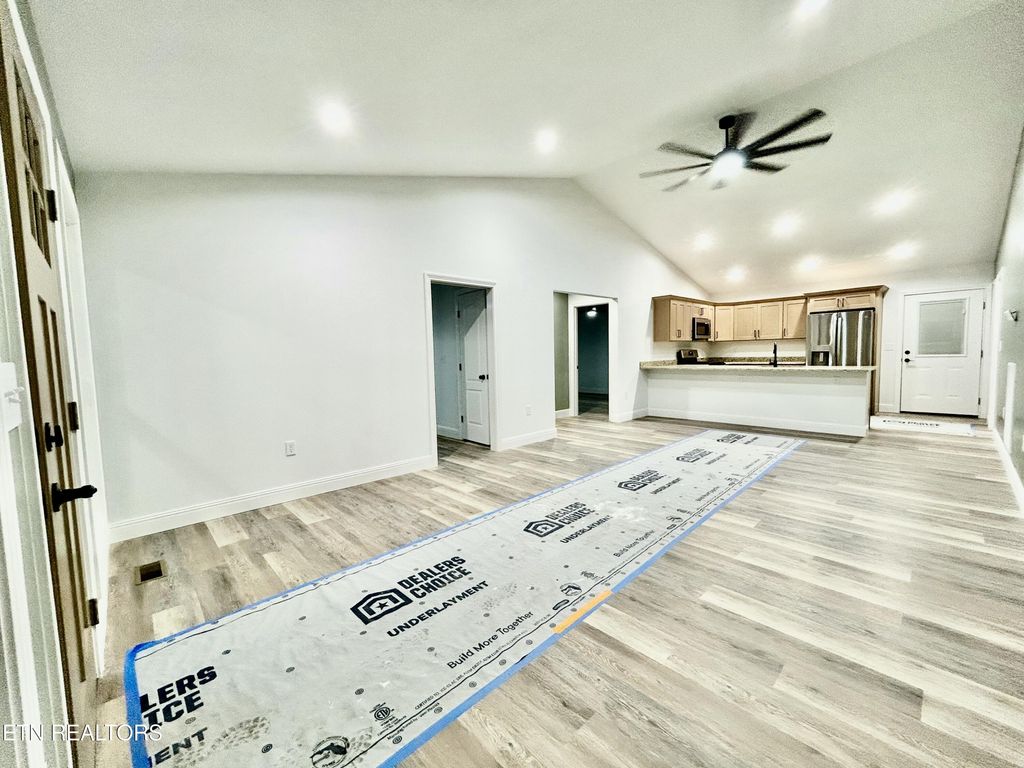 Photo of 6307 Osage Rd, Crossville, TN 38572 (MLS # 1313457)