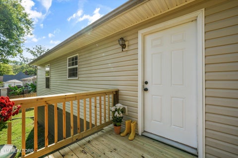 Tiny photo for 429 Woodlawn Pike, Knoxville, TN 37920 (MLS # 1353729)