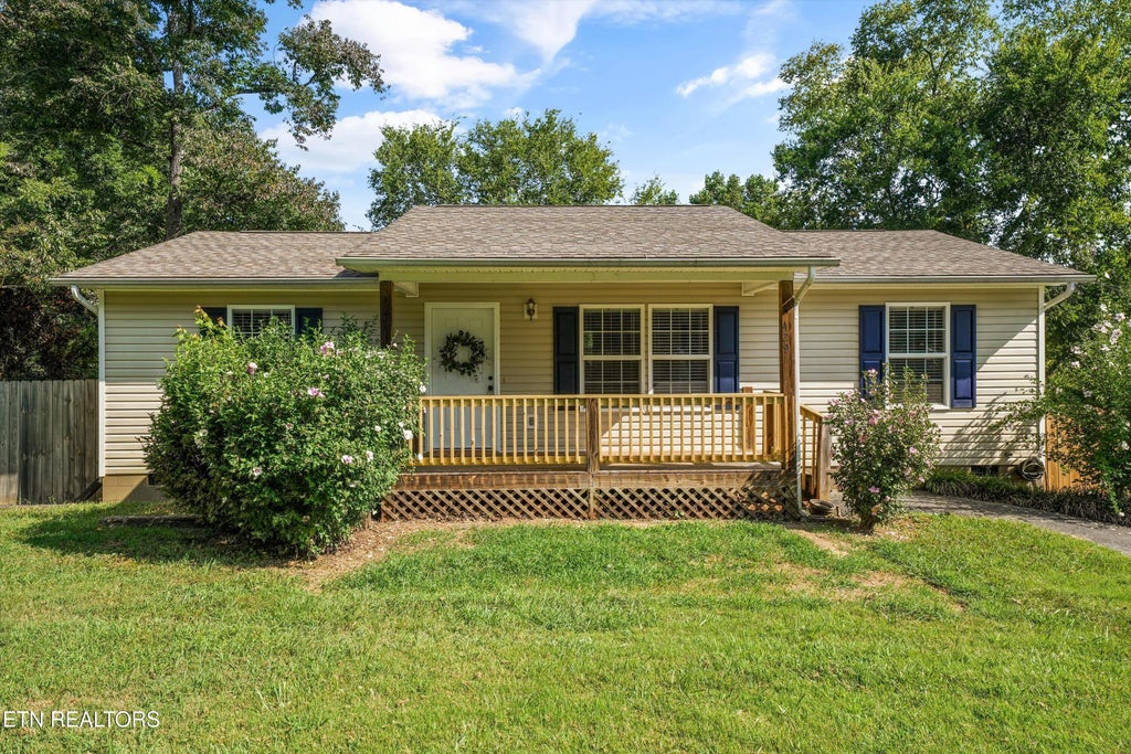 Photo of 429 Woodlawn Pike, Knoxville, TN 37920 (MLS # 1353729)