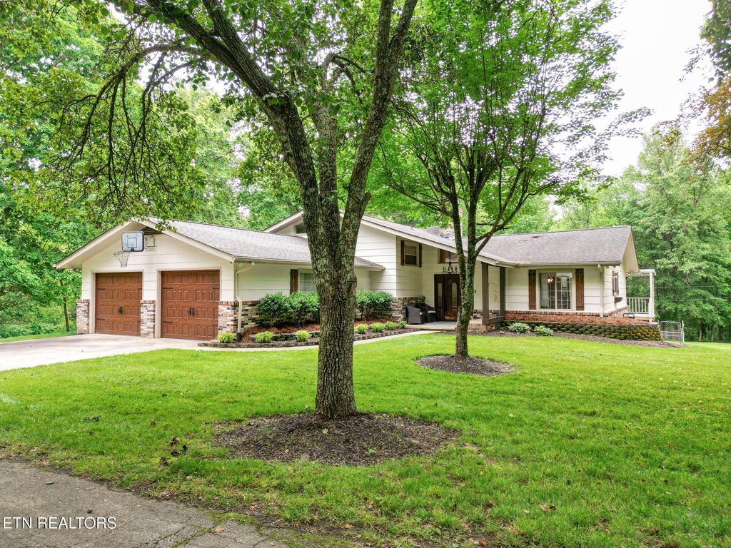 Photo of 170 Old Moores Gap Ln, Heiskell, TN 37754 (MLS # 1300937)