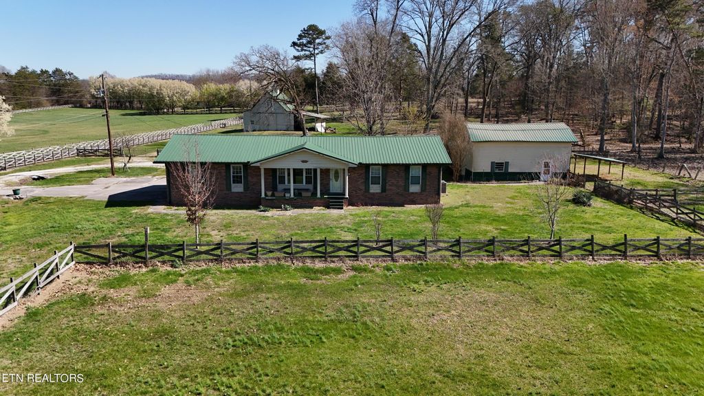 Photo of 7925 Majors Rd, Corryton, TN 37721 (MLS # 1256351)