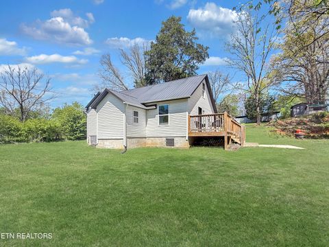Photo of 4511 Wildwood Rd, Maryville, TN 37804 (MLS # 1336415)