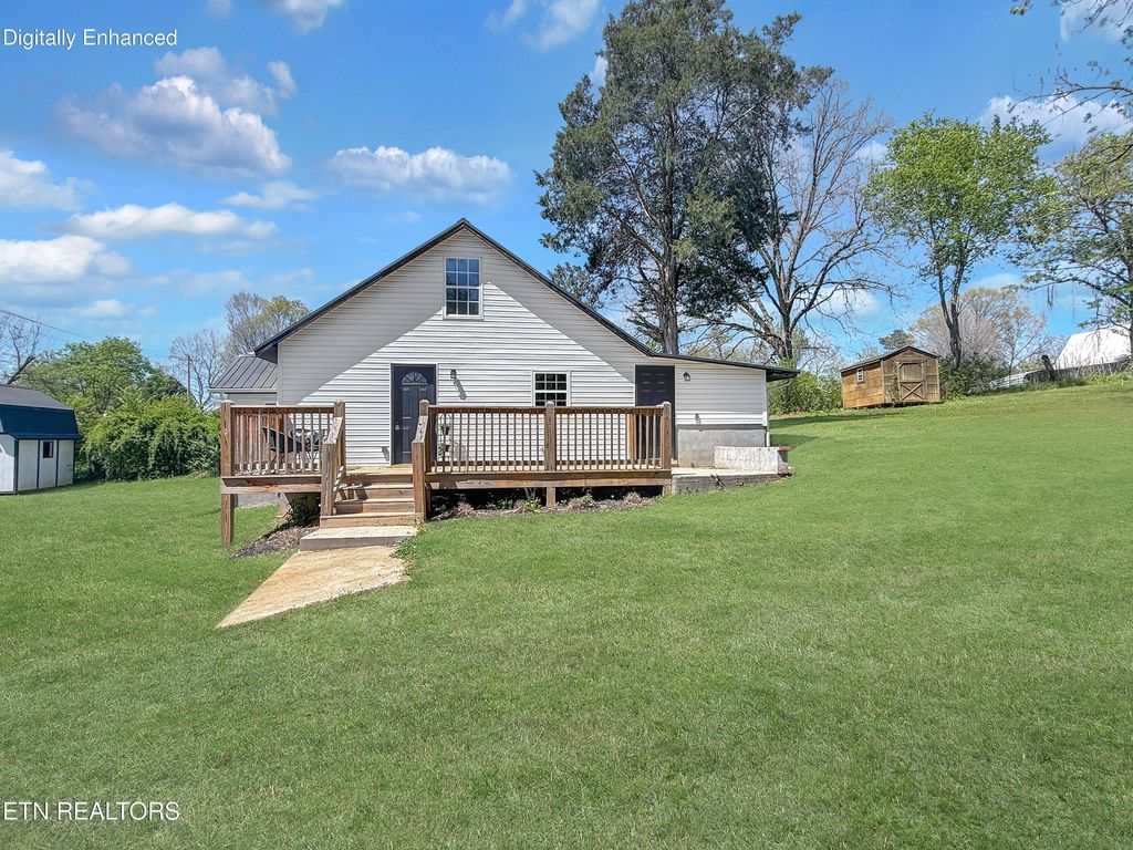 Photo of 4511 Wildwood Rd, Maryville, TN 37804 (MLS # 1336415)