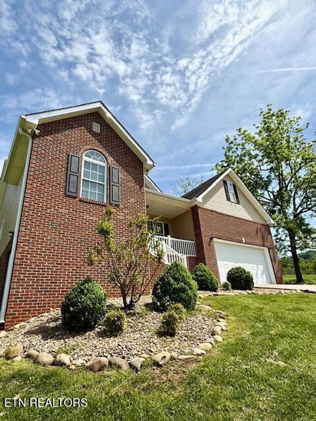Photo of 217 Loomis St, Tellico Plains, TN 37385 (MLS # 1299227)