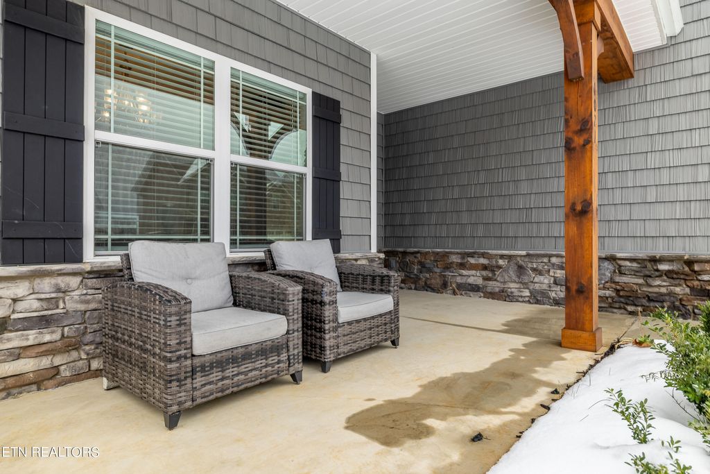 Photo of 1021 Aspen Glen Drive Dr, Alcoa, TN 37701 (MLS # 1251494)