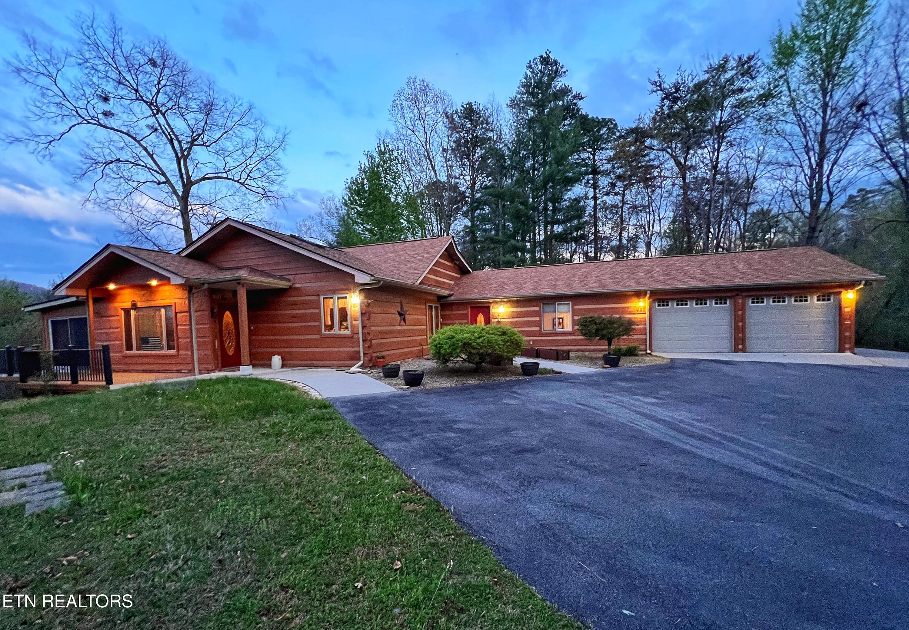 427 Gold Rd