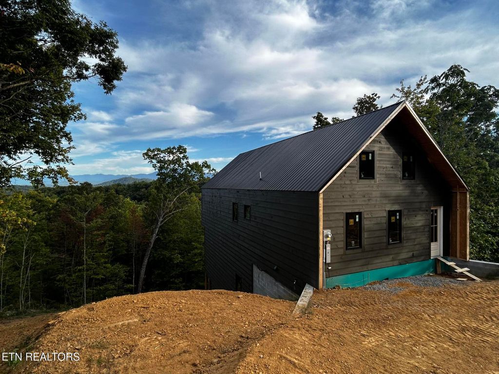 Photo of 1863 Bluff Ridge Rd, Sevierville, TN 37876 (MLS # 1317610)