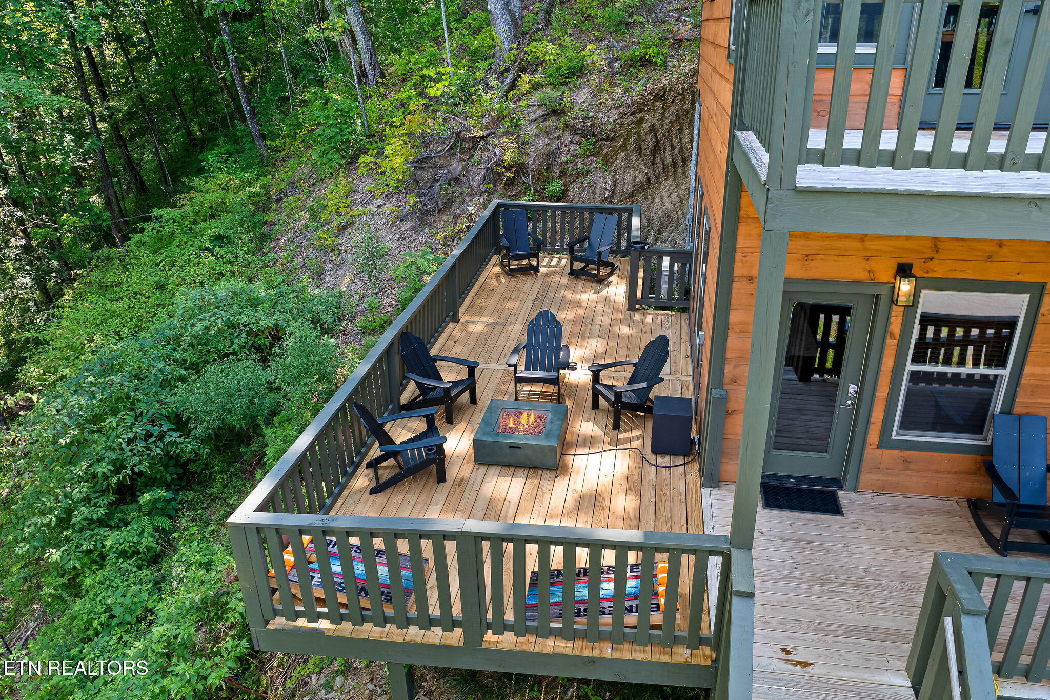 2272 Hidden Hollow Way