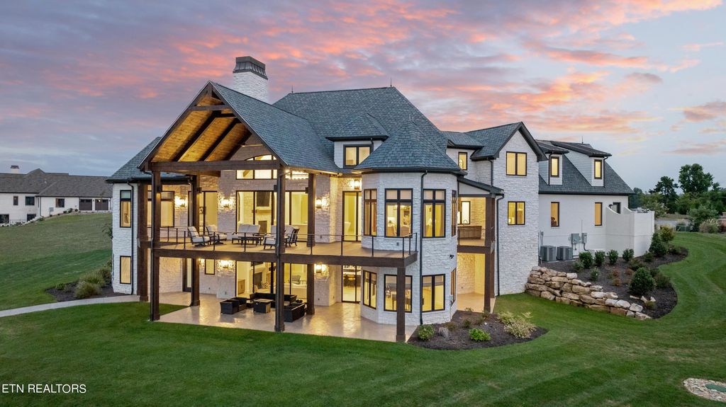 Photo of 270 Bay Pointe Rd, Vonore, TN 37885 (MLS # 1271321)