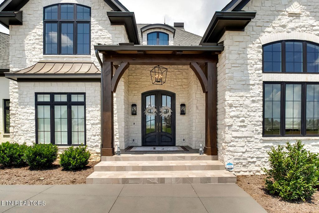 Photo of 270 Bay Pointe Rd, Vonore, TN 37885 (MLS # 1271321)