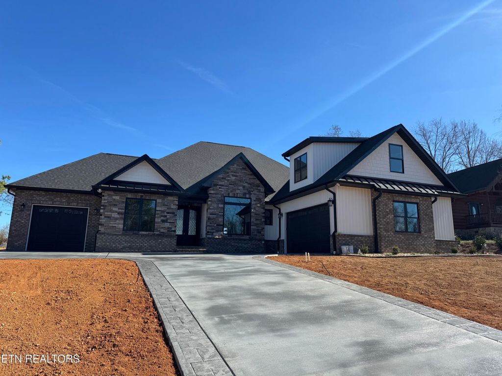 Photo of 121 Edata Tr, Vonore, TN 37885 (MLS # 1291790)