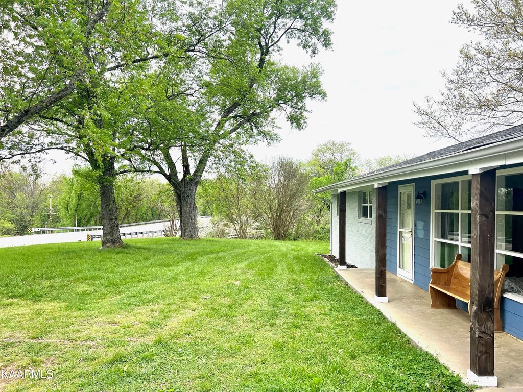 Photo of 4634 Old Knoxville Hwy, Rockford, TN 37853 (MLS # 1222868)