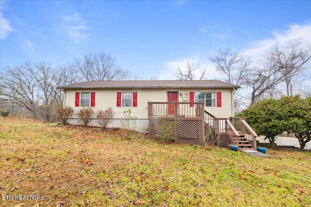 Photo of 155 Mozingo Lane, Jacksboro, TN 37757 (MLS # 1323873)