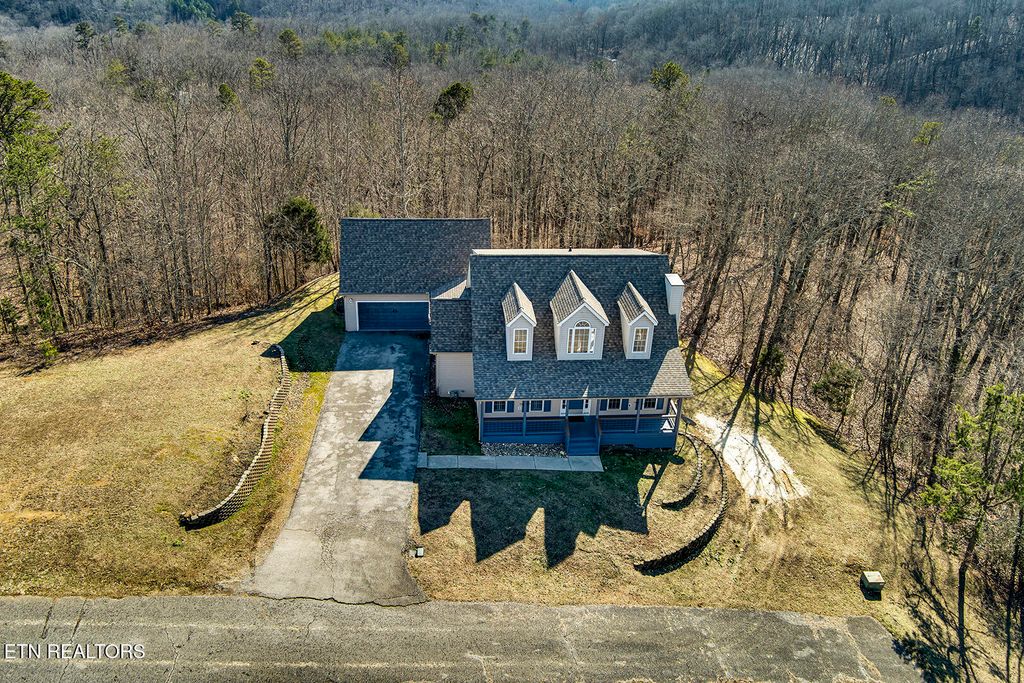 Photo of 129 Crystal Springs Rd, Rockwood, TN 37854 (MLS # 1287524)