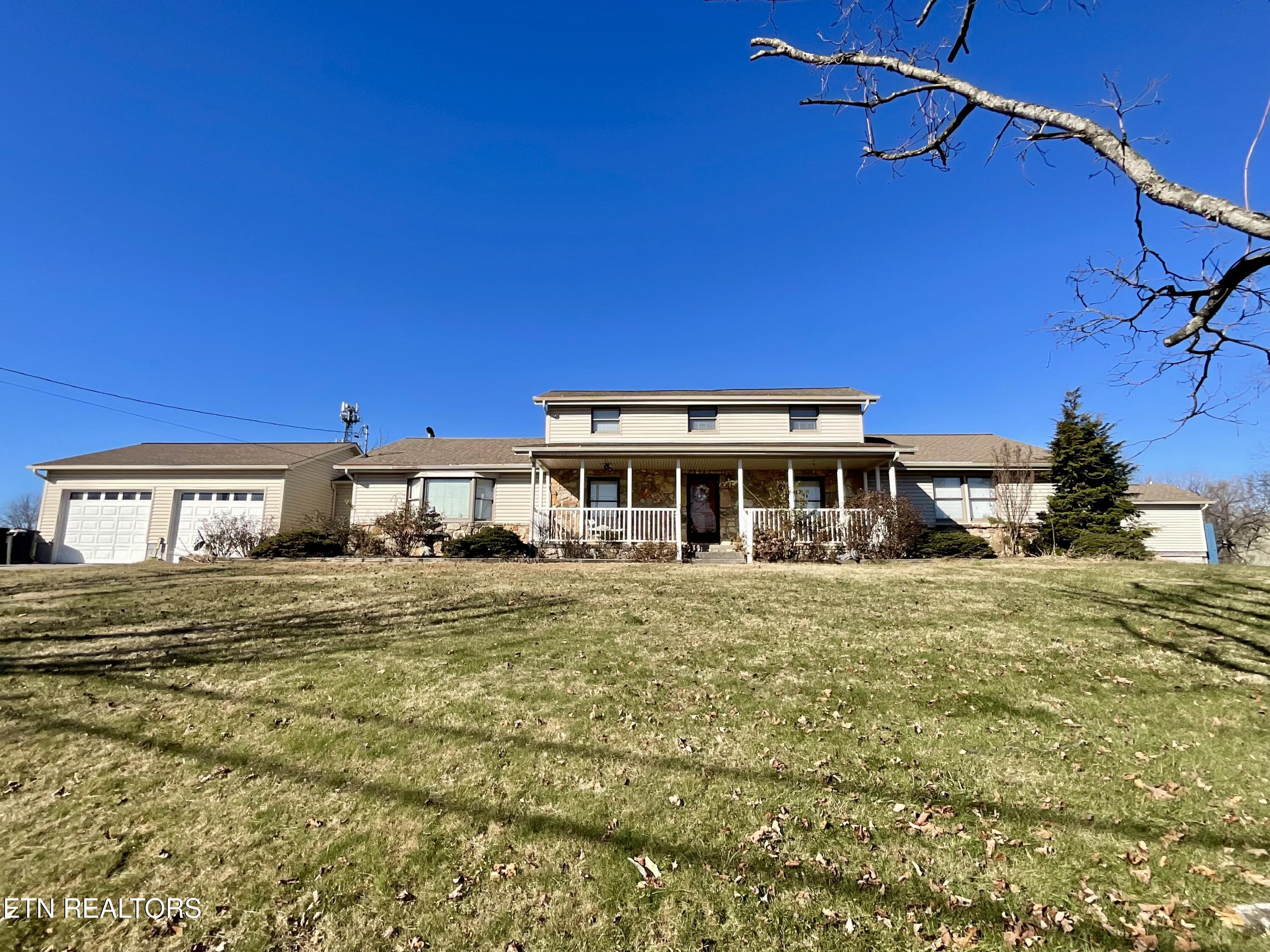 627 E Copeland Drive