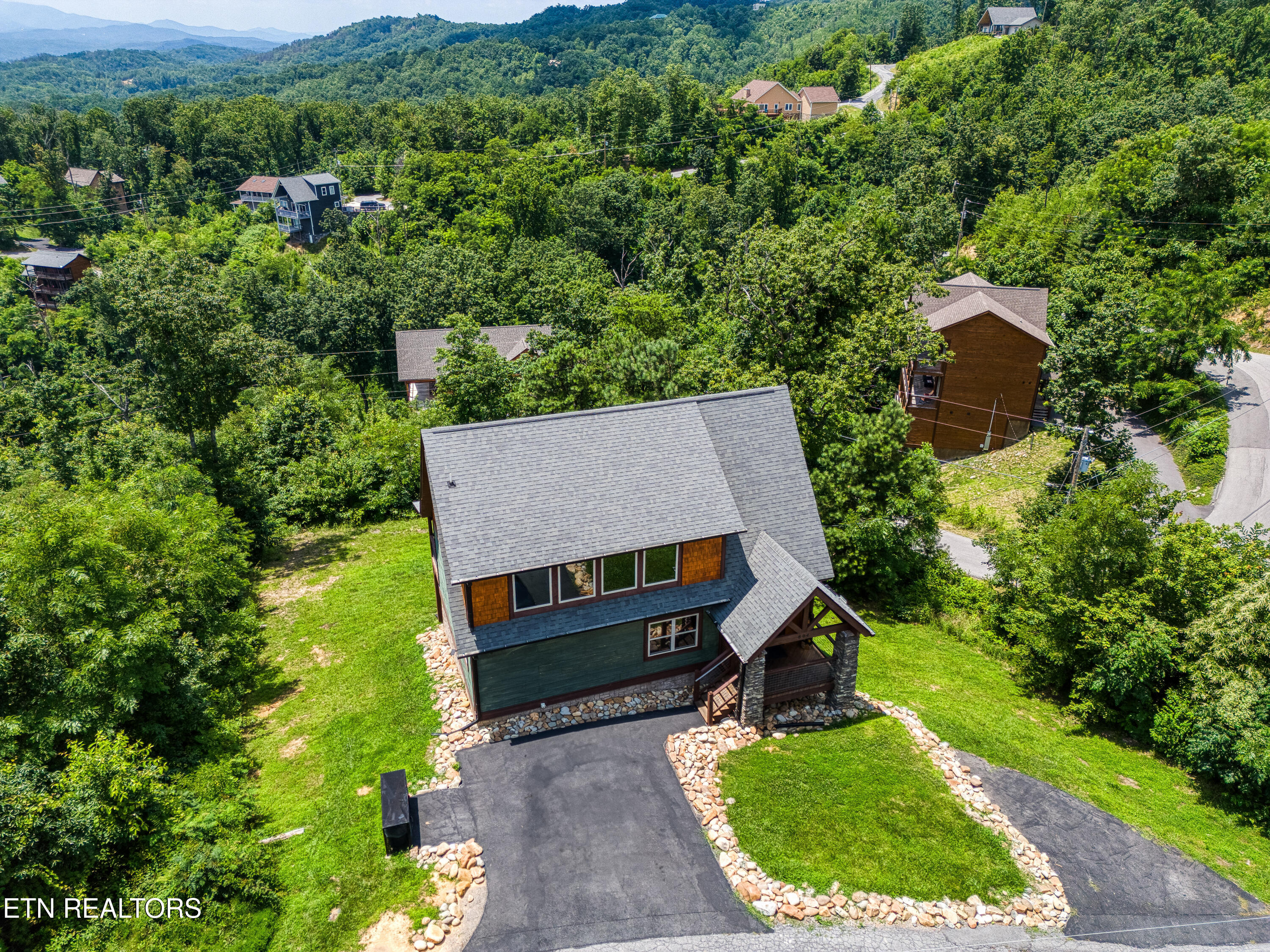 804 Upper Picadilly Lane