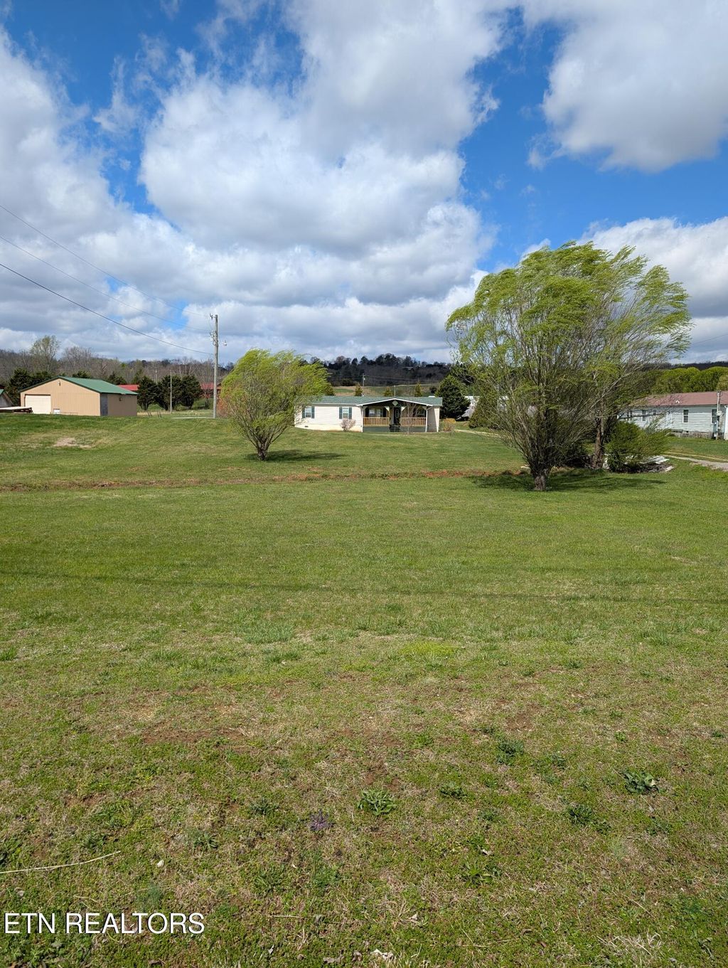 Photo of 1561 Niles Ferry Rd, Madisonville, TN 37354 (MLS # 1333053)