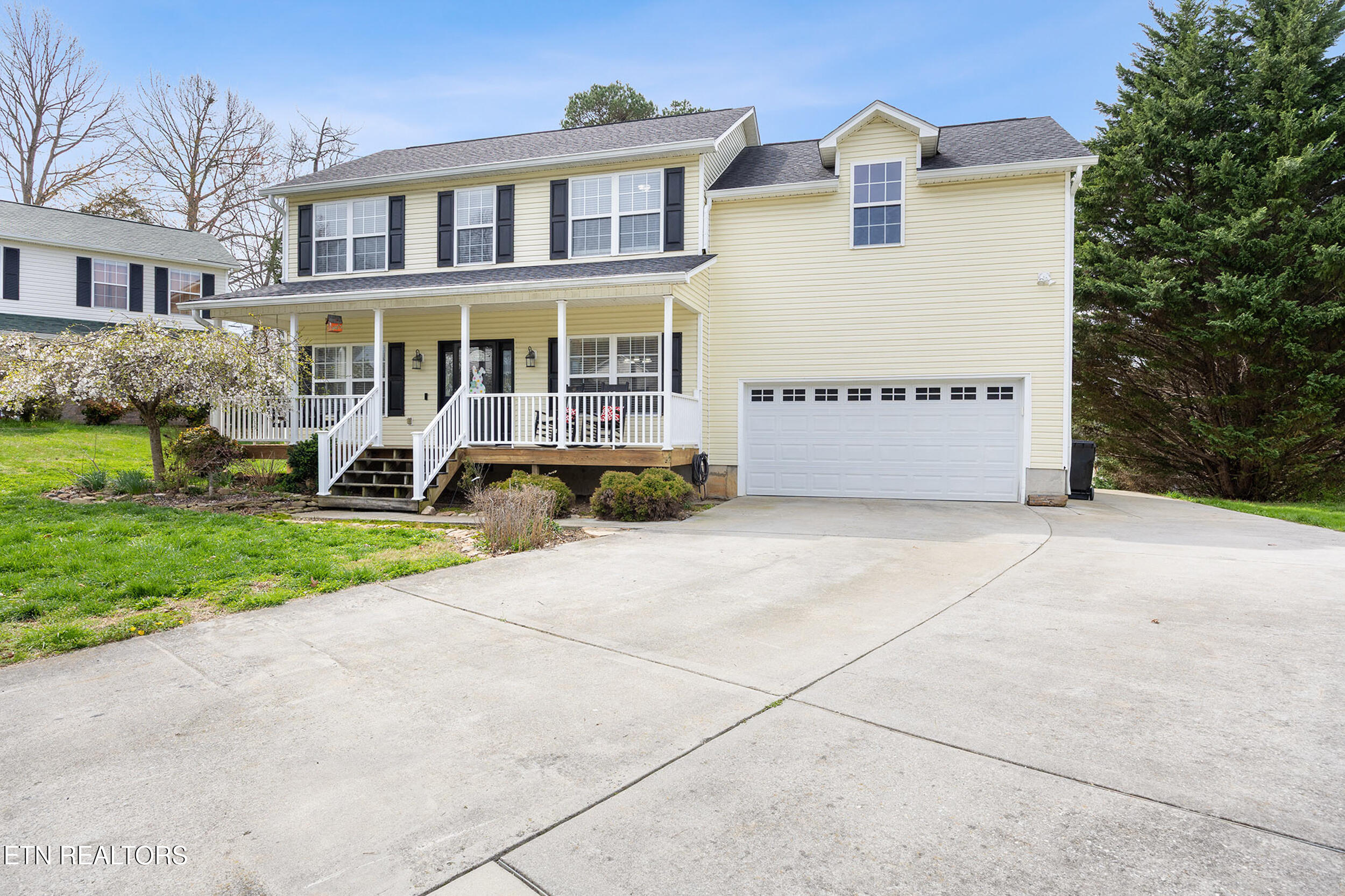 8101 Jack Russell Court