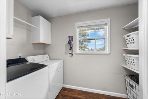 Tiny photo for 625 W Grinnell Circle, Knoxville, TN 37924 (MLS # 1342224)