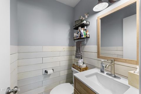 Tiny photo for 625 W Grinnell Circle, Knoxville, TN 37924 (MLS # 1342224)