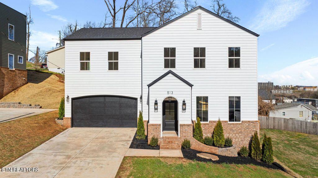 Photo of 513 Yarnell Ave, Knoxville, TN 37920 (MLS # 1330705)