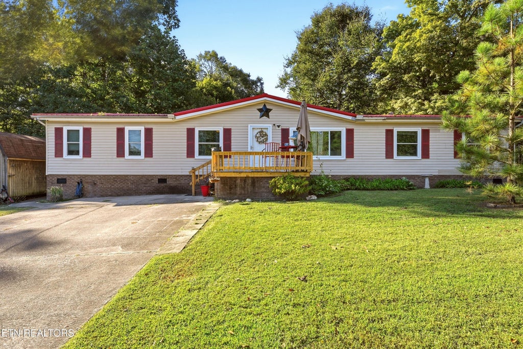 Photo of 184 Cutters Lane, Clinton, TN 37716 (MLS # 1357208)