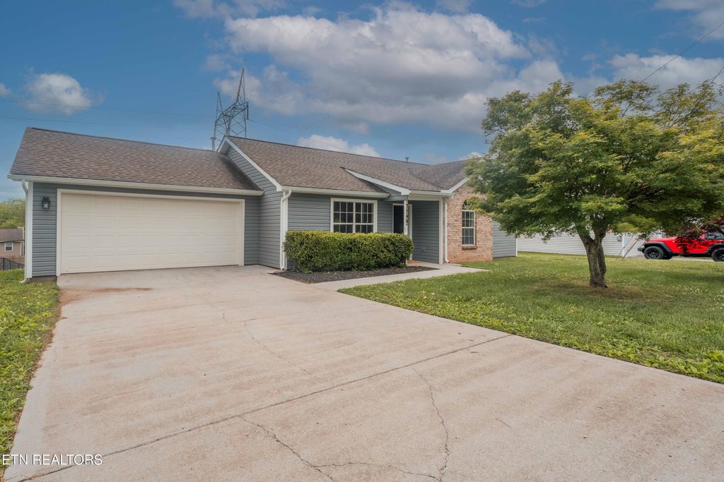 Photo of 7722 Ashcroft Way, Powell, TN 37849 (MLS # 1338993)