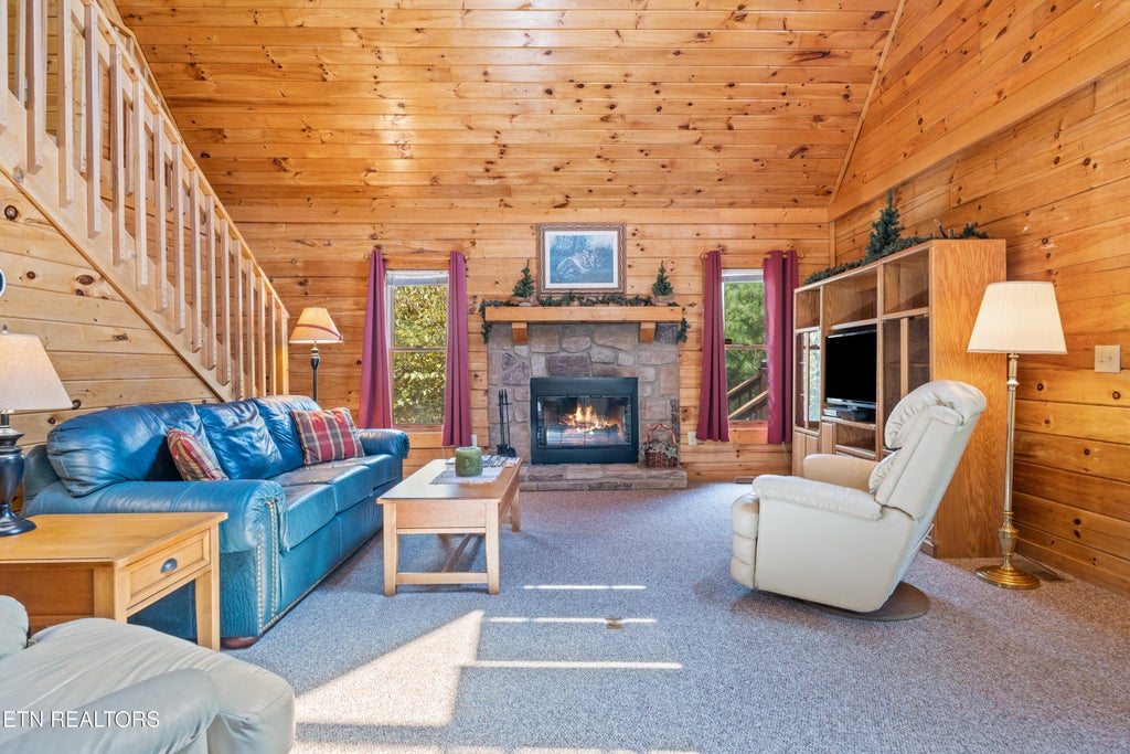 Photo of 2234 Eagle Feather Drive, Sevierville, TN 37876 (MLS # 1358238)