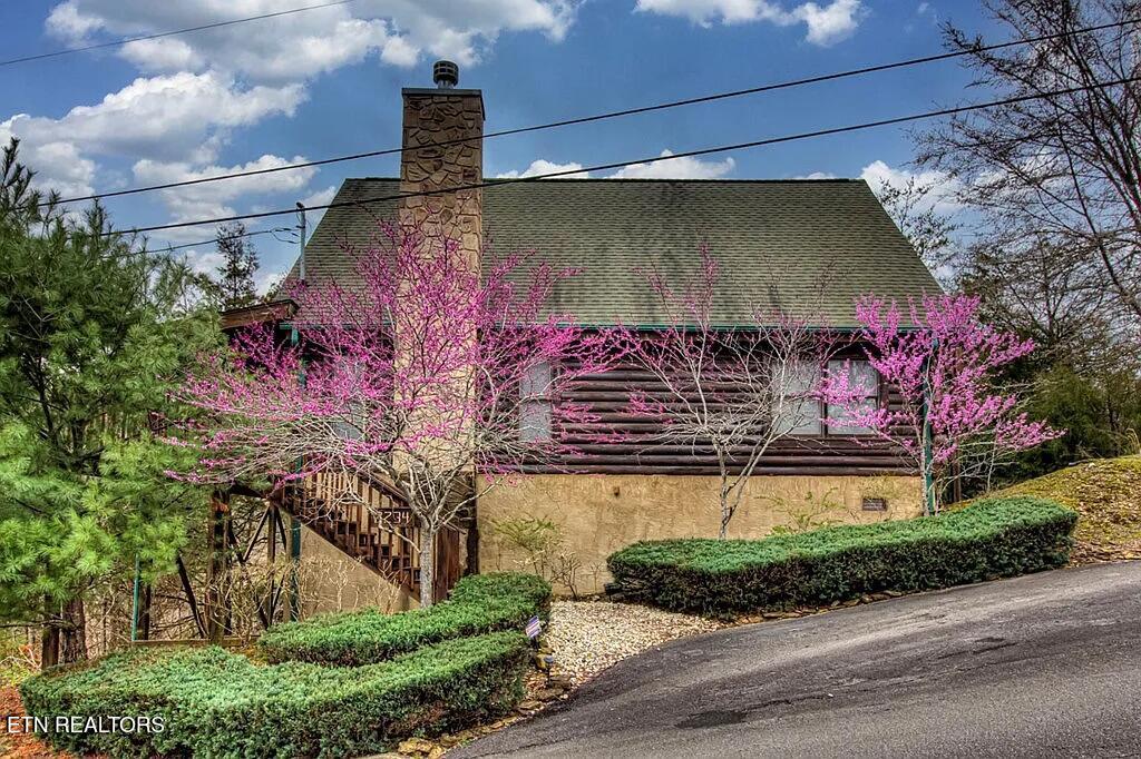 Photo of 2234 Eagle Feather Drive, Sevierville, TN 37876 (MLS # 1358238)