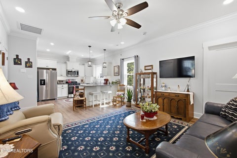 Tiny photo for 114 W Mountain Drive, Rockwood, TN 37854 (MLS # 1357273)