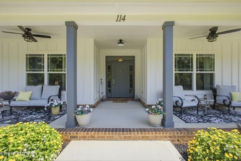 Tiny photo for 114 W Mountain Drive, Rockwood, TN 37854 (MLS # 1357273)
