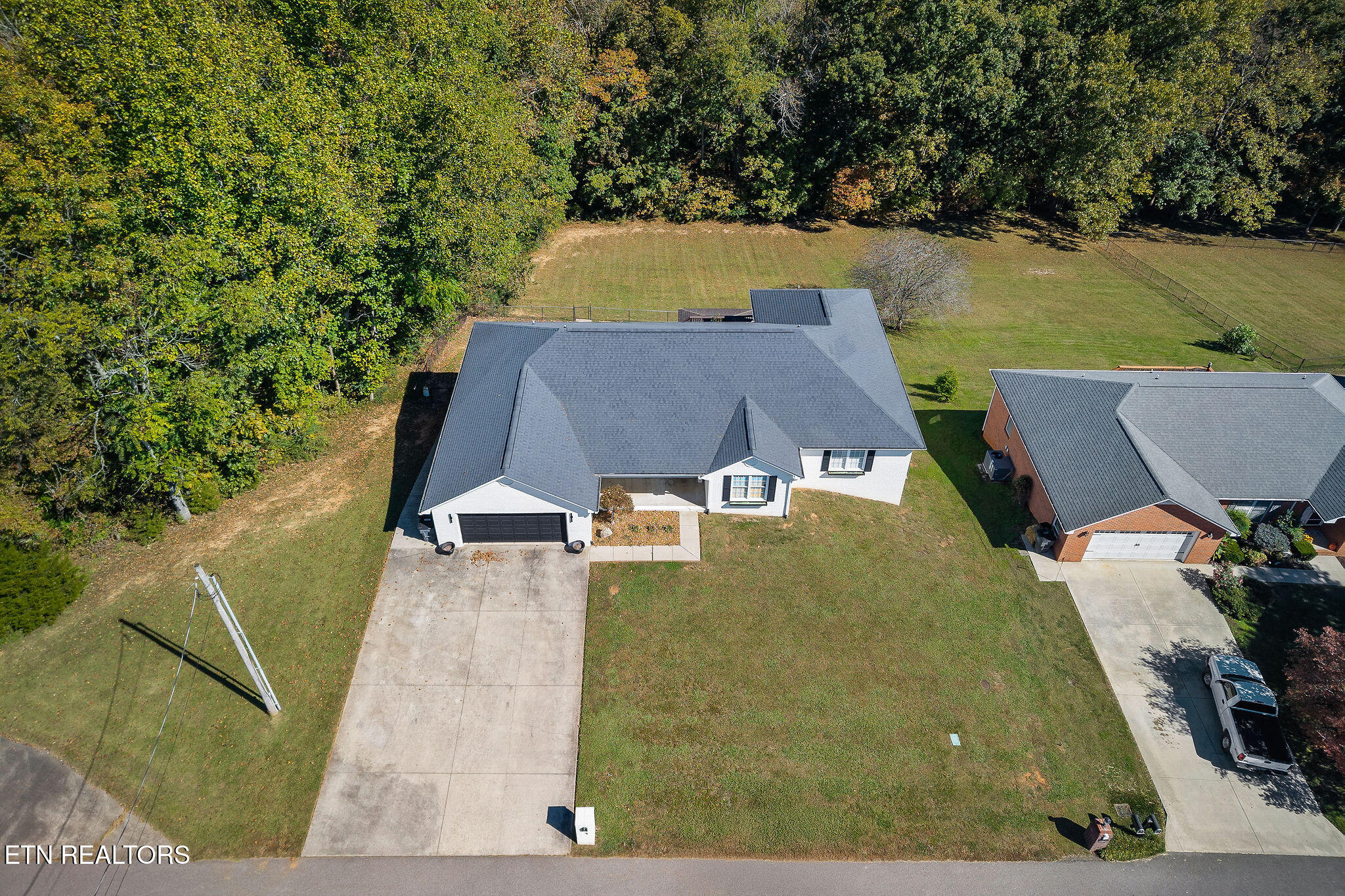966 SE River Bend Drive