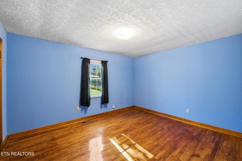 Tiny photo for 374 Depot St, Vonore, TN 37885 (MLS # 1324990)