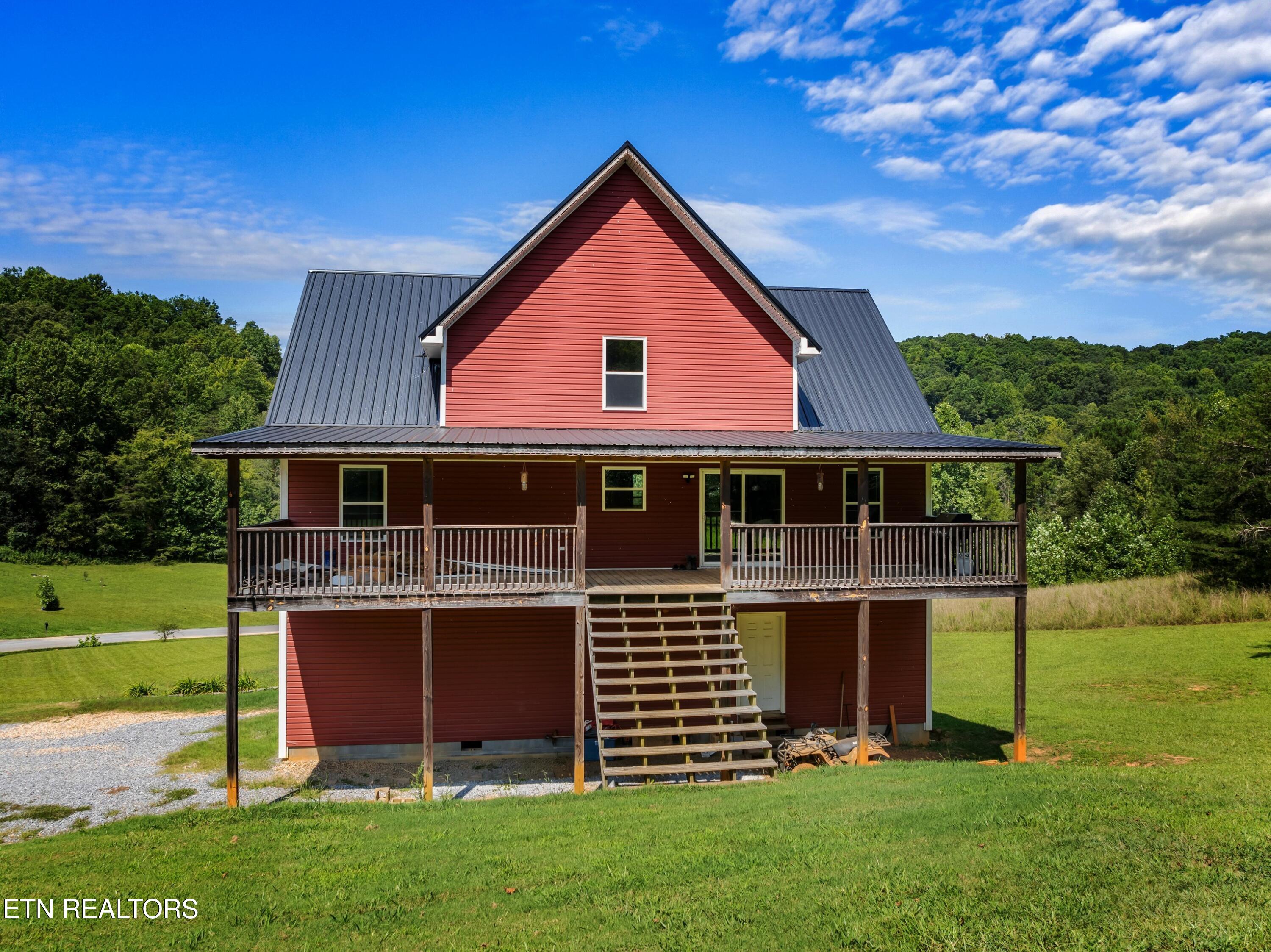 2560 Schisandra Ln. Lane