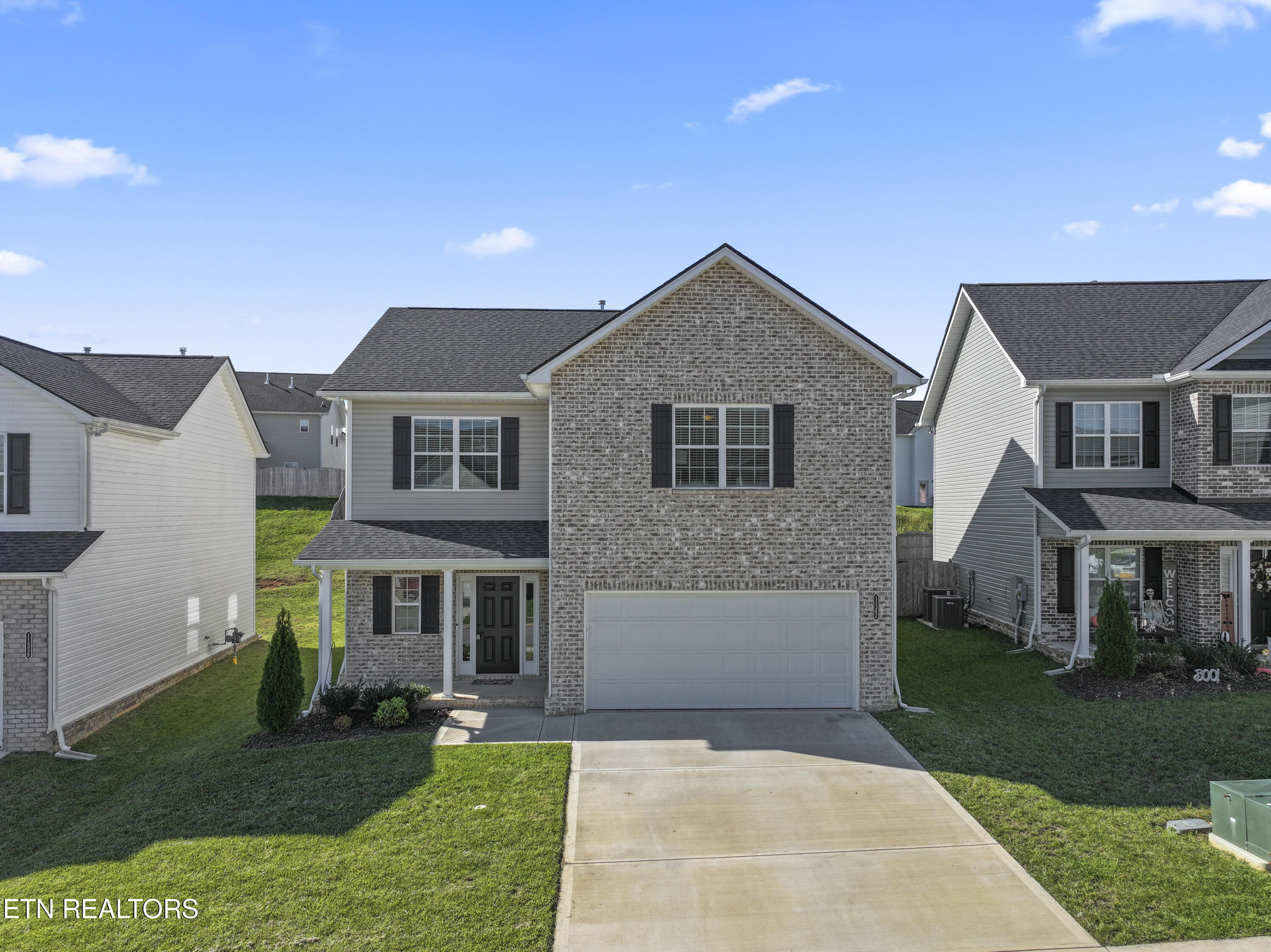 11362 Narrow Leaf Drive