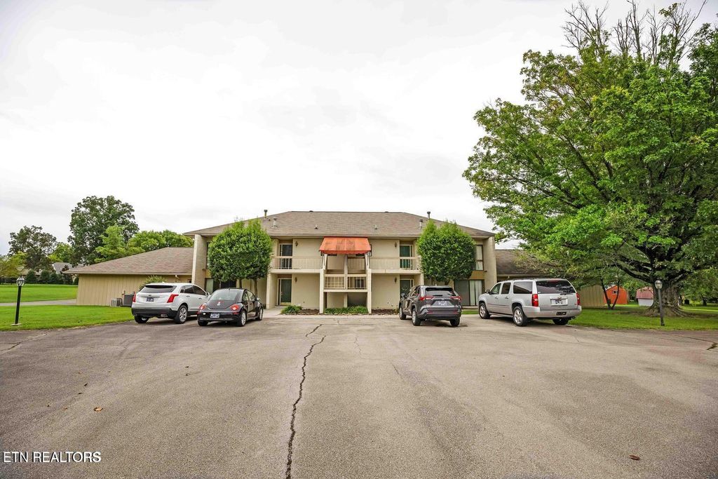 Photo of 2006 Farris Rd #2006, Maryville, TN 37803 (MLS # 1331504)