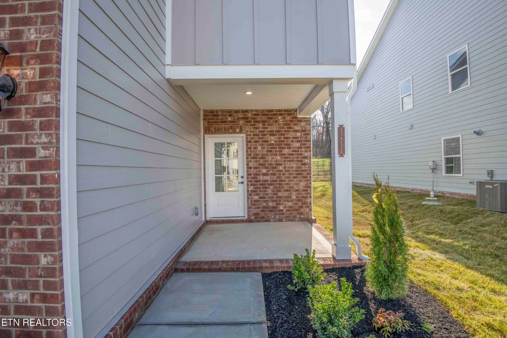 Photo of 12714 Duckfoot Lane (Lot 4) Ln, Farragut, TN 37934 (MLS # 1327837)