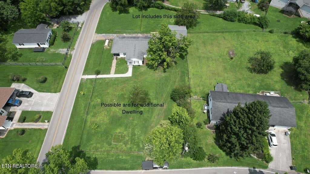 Photo of 2330 Mitchell Ave, Maryville, TN 37804 (MLS # 1349899)