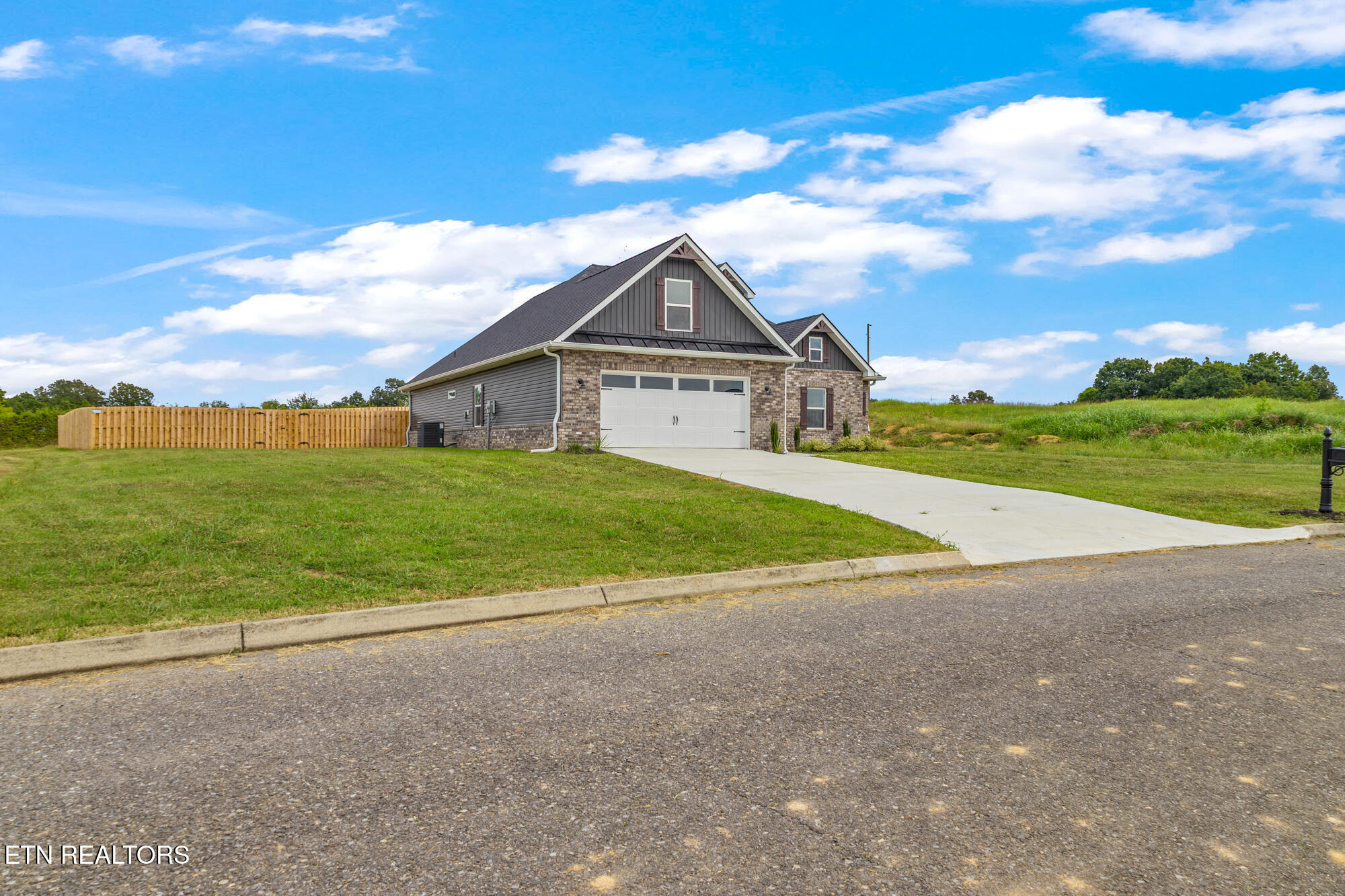 240 Lakeside Meadows Circle