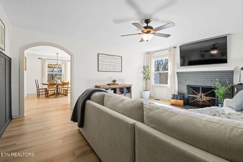 Tiny photo for 642 Sinking Springs Rd, Clinton, TN 37716 (MLS # 1329598)